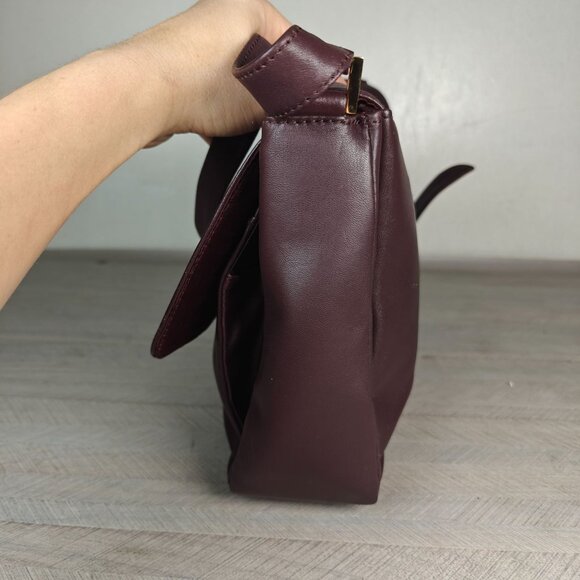 Vintage Etienne Aigner Oxblood Leather Shoulder Bag Organizer Compartments - Picture 4 of 14